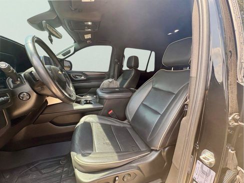 Used 2023 Chevrolet Tahoe Premier RWD image 15