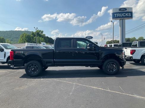 New 2026 Ford F250 XL w/ STX Appearance Package AWD/4WD image 4