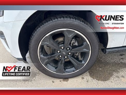 Used 2022 Ford Expedition Limited AWD/4WD image 16