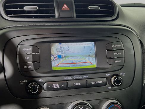 Used 2015 Kia Soul image 27