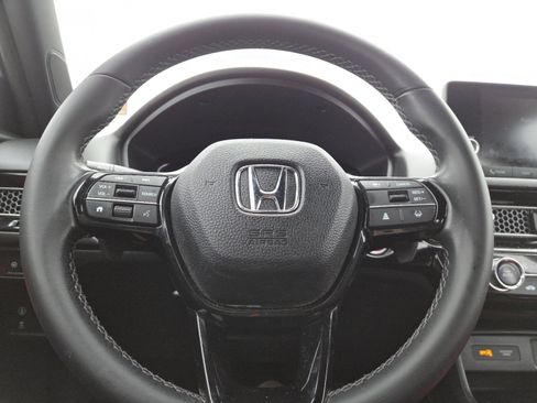 Used 2023 Honda Civic Sport image 25