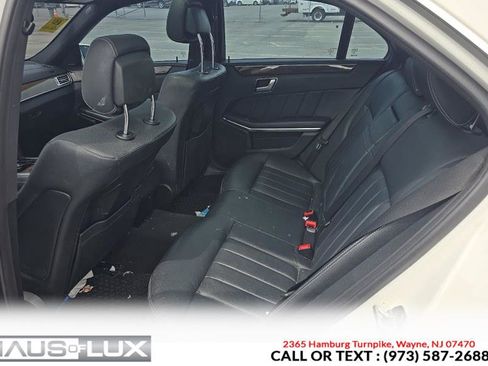 Used 2015 Mercedes-Benz E 400 4MATIC Sedan w/ Keyless Go Package image 5