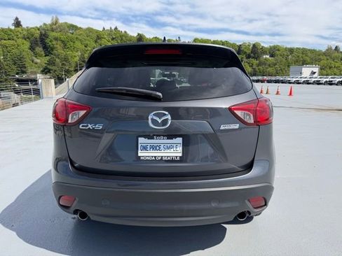 Used 2016 MAZDA CX-5 Touring w/ Bose/Moonroof Package FWD image 4