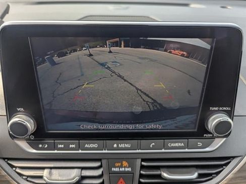 Used 2023 Nissan Altima 2.5 SV FWD image 35