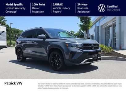 Certified 2023 Volkswagen Taos SE w/ Panoramic Sunroof Package