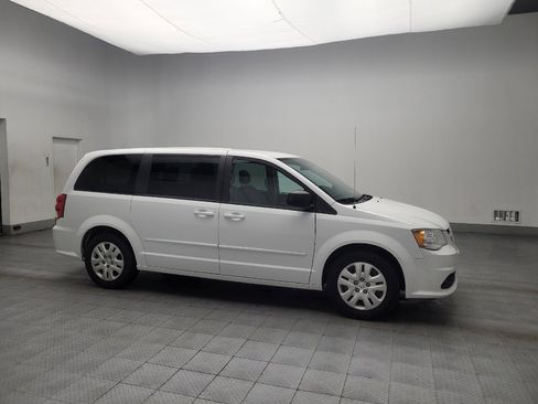 Used 2016 Dodge Grand Caravan SE w/ Quick Order Package 29E SE image 11