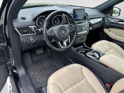 Used 2018 Mercedes-Benz GLS 450 4MATIC image 10