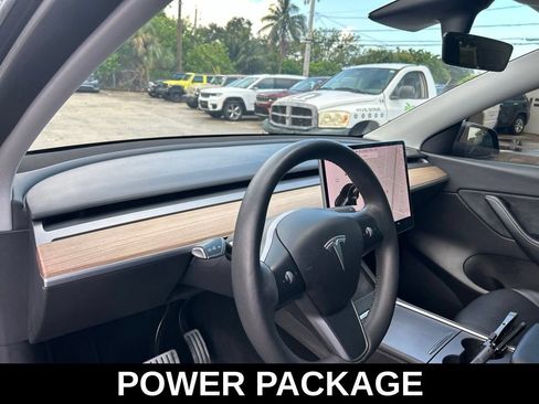 Used 2021 Tesla Model Y Performance AWD/4WD image 11