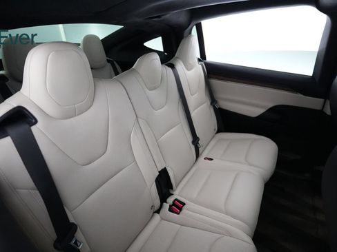 Used 2023 Tesla Model X AWD/4WD image 5