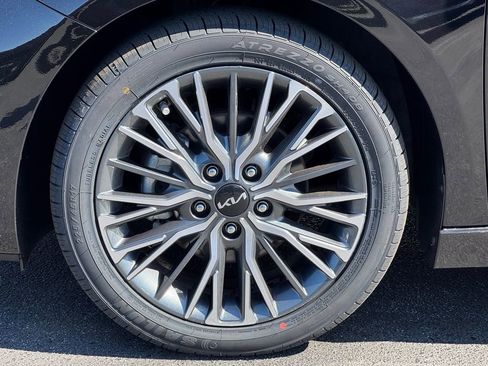 Certified 2023 Kia Forte GT-Line image 9