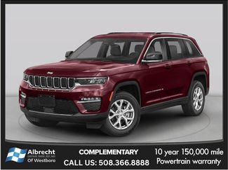 New 2025 Jeep Grand Cherokee Limited w/ Black Appearance Package AWD/4WD video 1