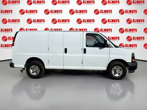 Used 2020 Chevrolet Express 2500 Work Van w/ Driver Convenience Package image 5
