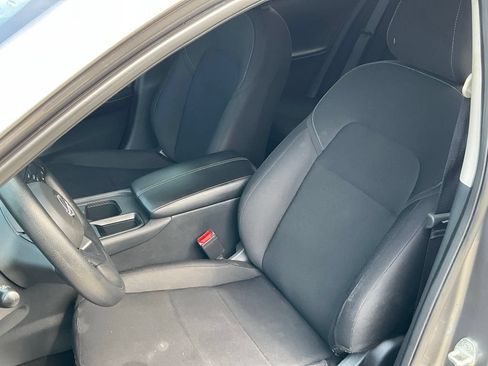 Used 2024 Nissan Sentra S FWD image 10