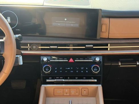 Used 2025 Hyundai Santa Fe Limited image 26