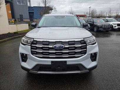 New 2026 Ford Explorer Active w/ Active Comfort Package