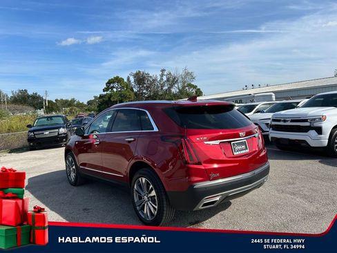Used 2025 Cadillac XT5 Premium Luxury image 5