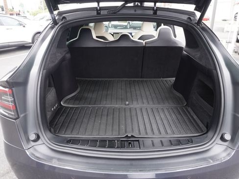 Used 2022 Tesla Model X AWD/4WD image 9
