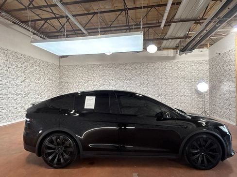Used 2022 Tesla Model X Plaid AWD/4WD image 8