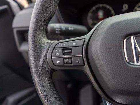Used 2025 Honda CR-V EX image 18