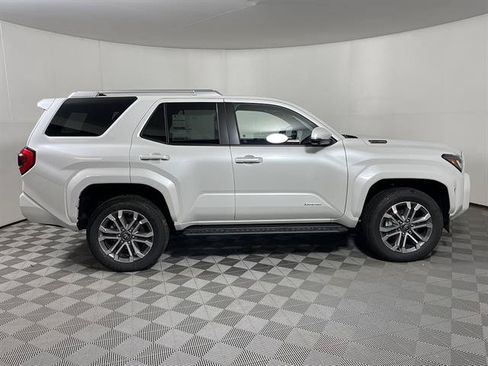 New 2026 Toyota 4Runner Limited w/ Tow Technology Package AWD/4WD image 8