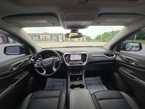 Used 2022 GMC Acadia SLT FWD image 28