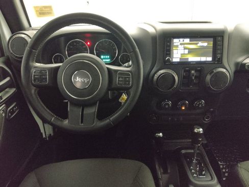 Used 2018 Jeep Wrangler Unlimited Sport S image 22