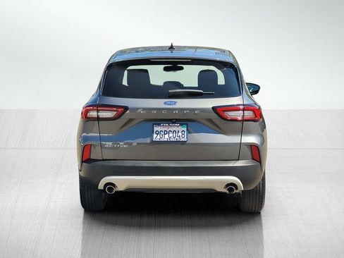 Certified 2023 Ford Escape Active w/ Cold Weather Package FWD image 5