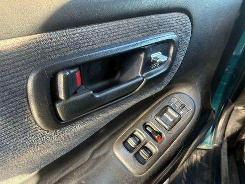 Used 1995 Acura Integra LS image 7