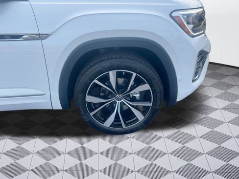 New 2026 Volkswagen Atlas SEL Premium R-Line AWD/4WD image 11