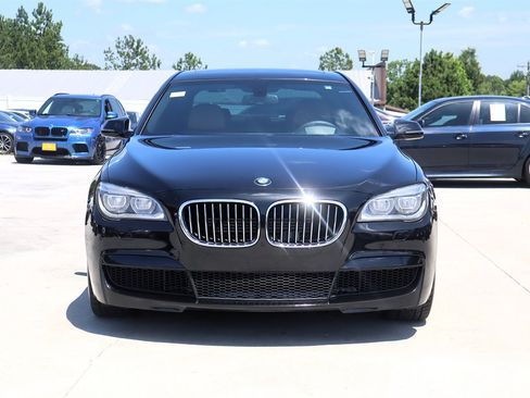 Used 2014 BMW 750Li xDrive AWD/4WD image 2