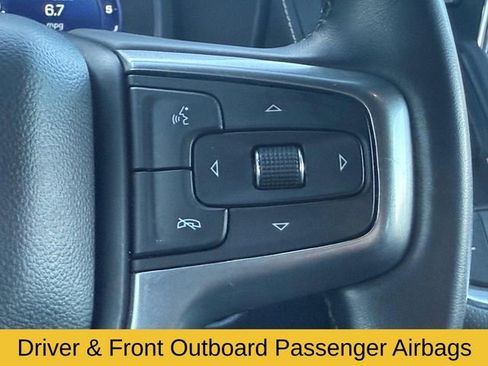 Used 2023 Chevrolet Suburban Premier image 20