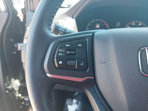 Used 2025 Honda Ridgeline RTL image 18