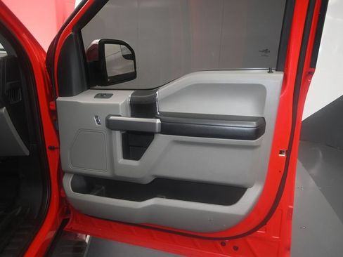 Used 2019 Ford F150 XLT RWD image 13