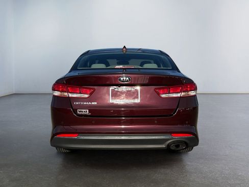 Used 2018 Kia Optima LX image 4
