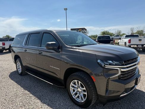 Used 2021 Chevrolet Suburban LT AWD/4WD image 1