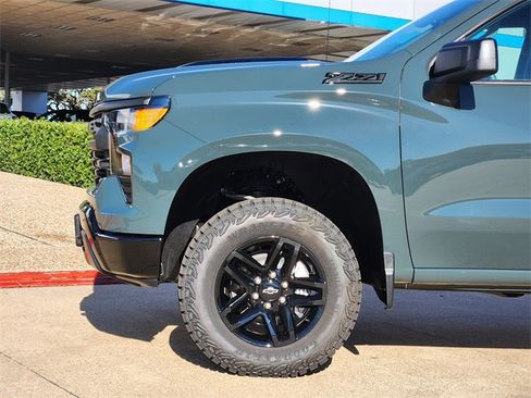 New 2026 Chevrolet Silverado 1500 Custom Trail Boss w/ Dark Appearance Package image 7