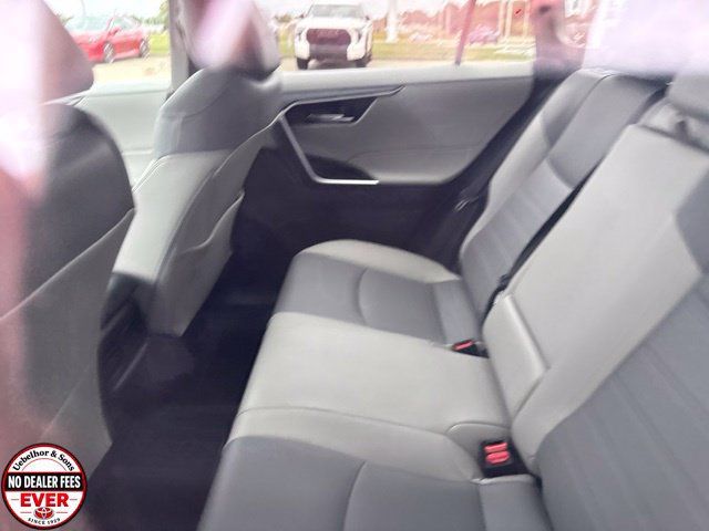 Used 2025 Toyota RAV4 XLE Premium w/ Weather Package AWD/4WD image 5