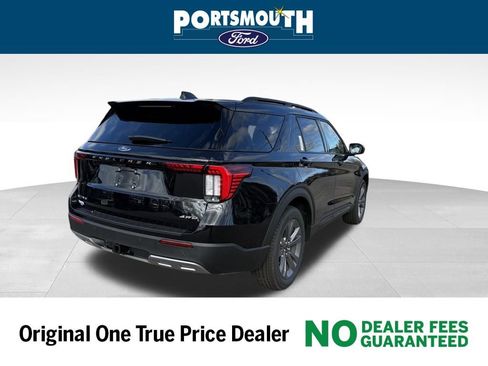 New 2026 Ford Explorer Active image 24