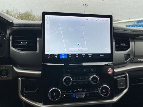 Used 2024 Ford Expedition XLT image 21