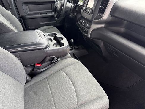 Used 2024 RAM 3500 Tradesman w/ Chrome Appearance Group AWD/4WD image 22