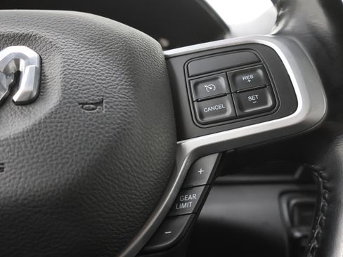 Used 2022 RAM 2500 Big Horn w/ Night Edition image 13