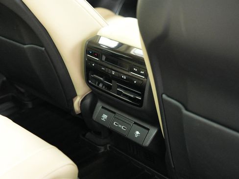 Used 2023 Acura MDX SH-AWD w/ Advance Package image 15