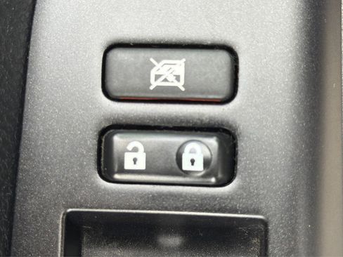 Used 2018 Toyota RAV4 LE w/ All Weather Liner Package image 34