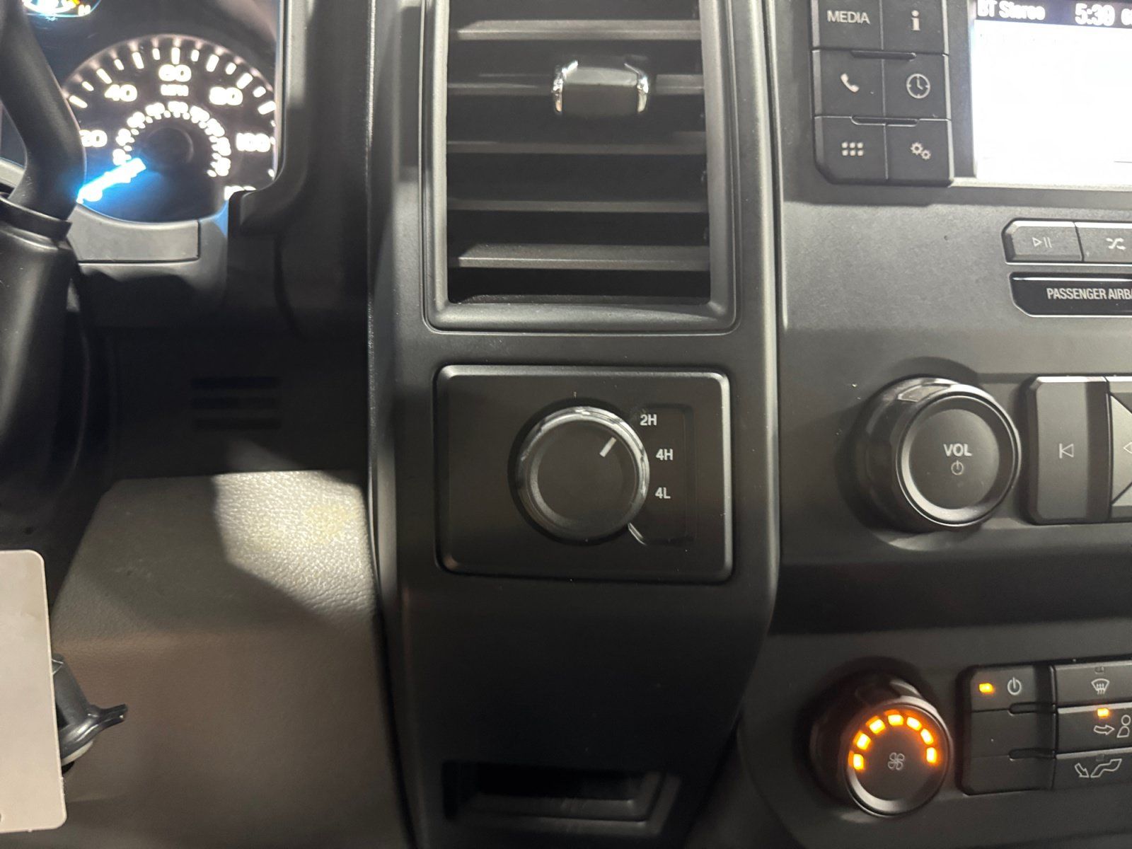 Used 2019 Ford F150 XL w/ Equipment Group 101A Mid AWD/4WD image 19