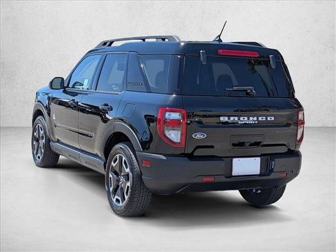 Used 2022 Ford Bronco Sport Outer Banks w/ Tech Package AWD/4WD image 8
