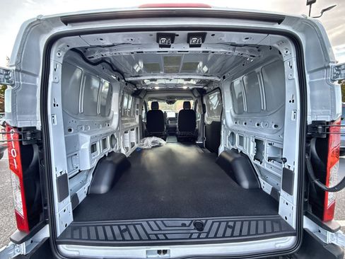 New 2026 Ford Transit 150 Low Roof image 32