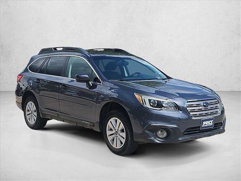 Used 2016 Subaru Outback 2.5i Premium AWD/4WD image 3