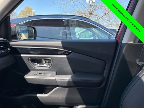 Certified 2025 Honda Pilot Touring image 25