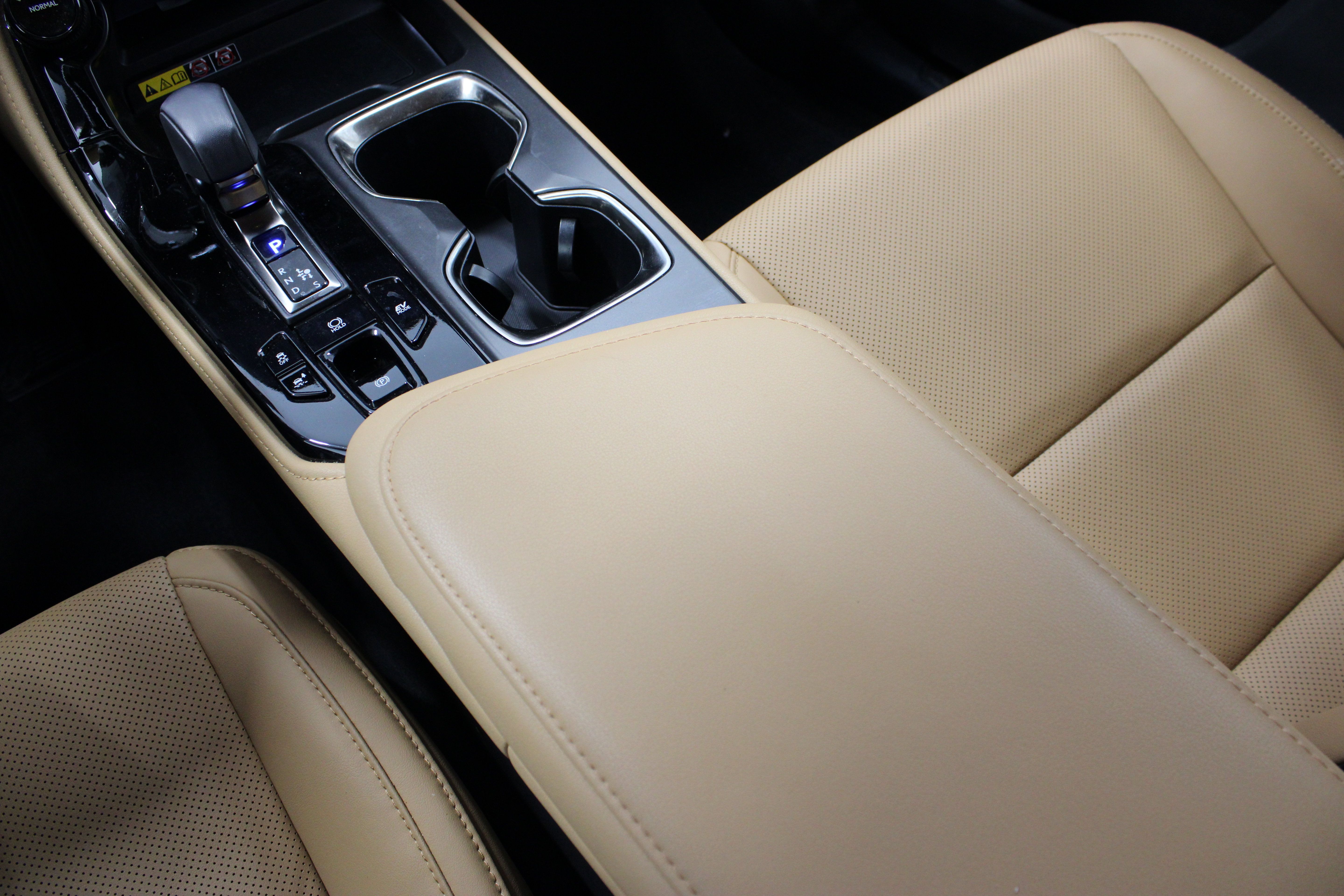Used 2025 Lexus NX 350h AWD w/ Cold Area Package image 17