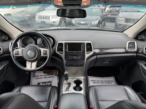 Used 2011 Jeep Grand Cherokee Laredo AWD/4WD image 21